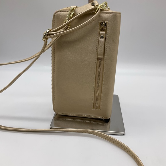 S ZONE METALLIC GOLD CROSSBODY WALLET - Picture 2 of 7